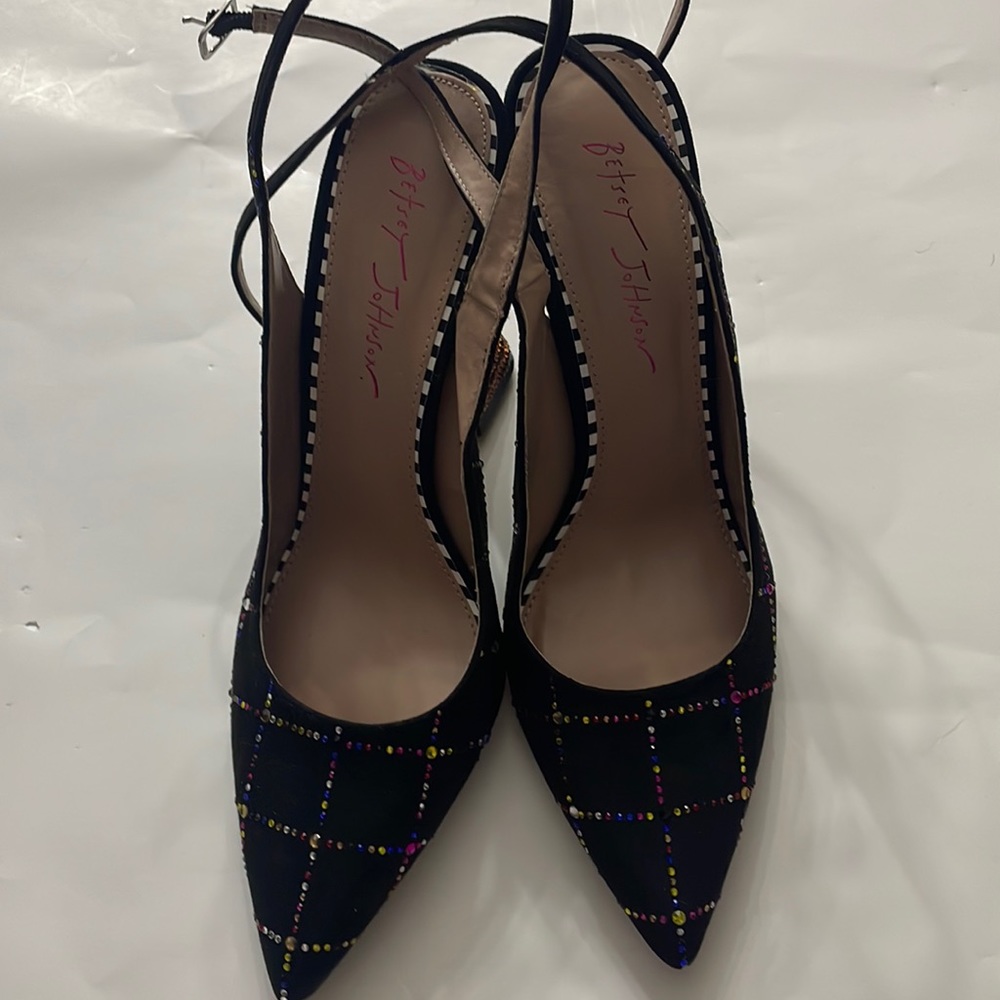 Betsey Johnson, black, pointed heel, size 10